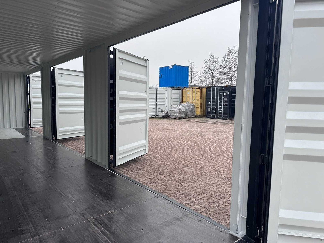 Container biển 40ft High Cube shipping container with 3 side doors: hình 9