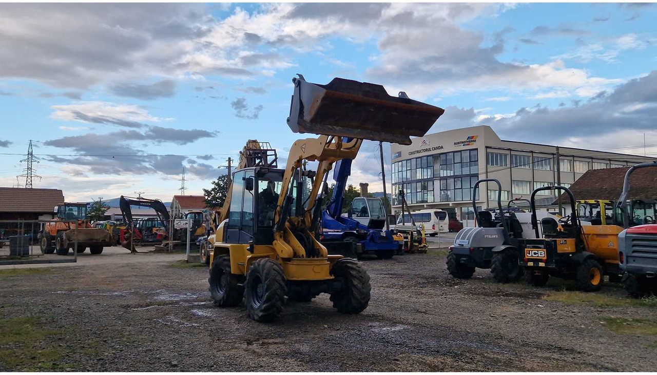 AHLMANN - AS85 - SHOVEL - 2001 - Máy xúc lật bánh lốp: hình 2 AHLMANN - AS85 - SHOVEL - 2001 - Máy xúc lật bánh lốp: hình 2