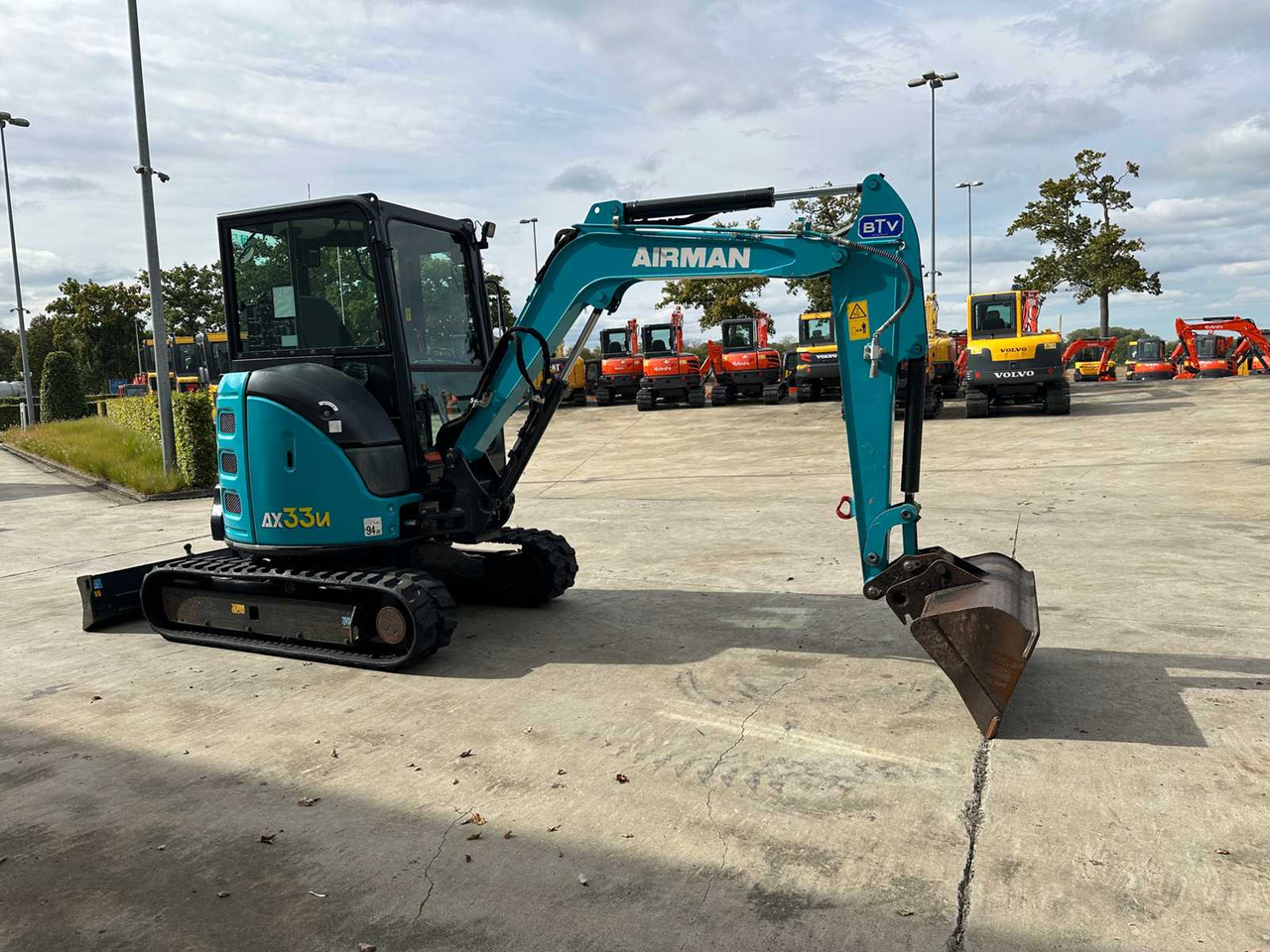 AIRMAN - 2023 - AX33U-7 - MIDI EXCAVATOR - Máy xúc: hình 3 AIRMAN - 2023 - AX33U-7 - MIDI EXCAVATOR - Máy xúc: hình 3