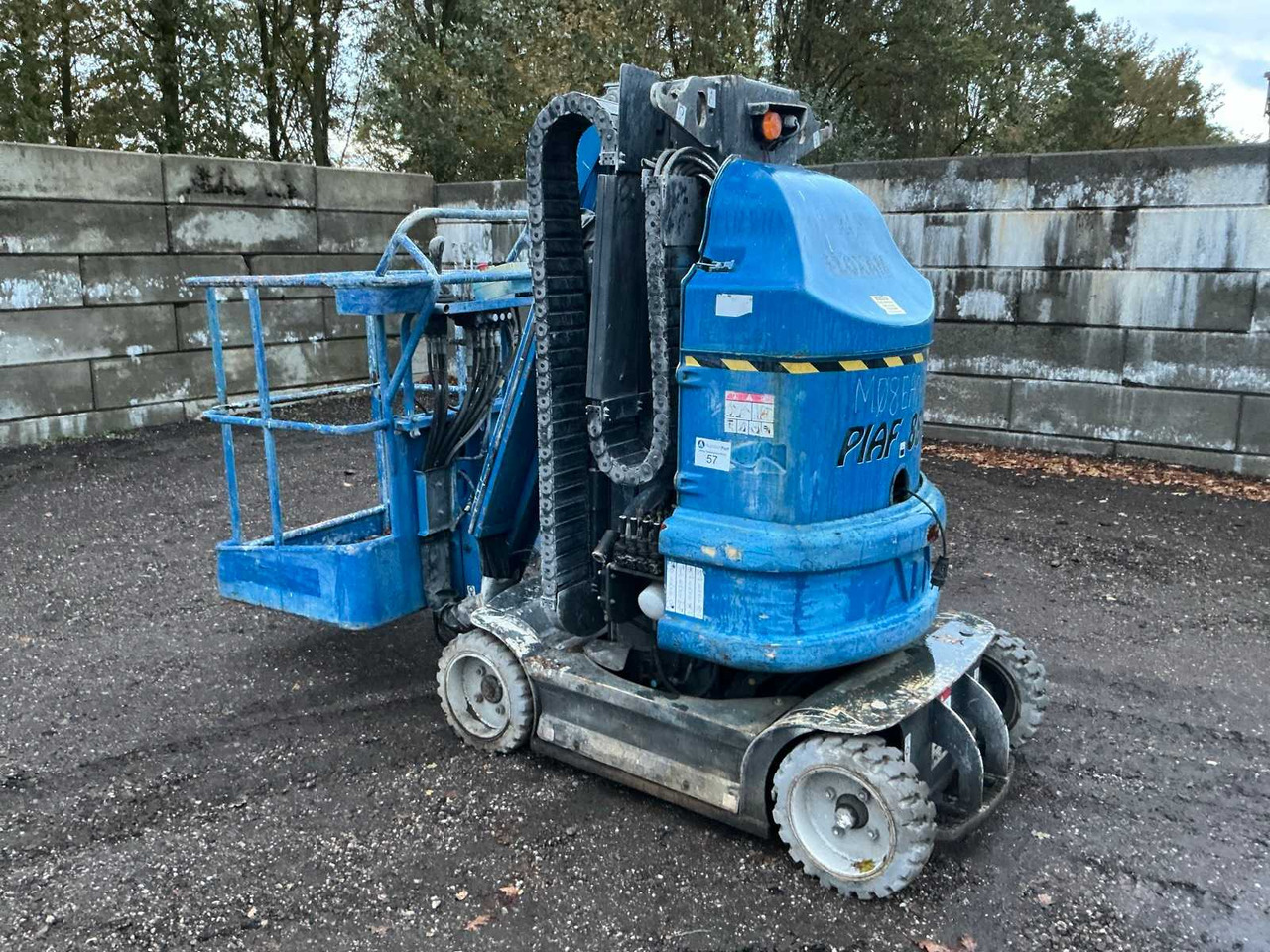 ATN 2013 ATN PIAF 880R AERIAL WORK PLATFORM - Nền bục trên không: hình 3 ATN 2013 ATN PIAF 880R AERIAL WORK PLATFORM - Nền bục trên không: hình 3