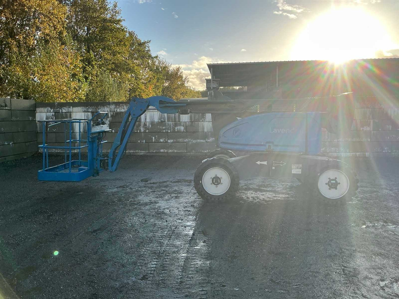 ATN 2013 ATN ZEBRA 12 AERIAL PLATFORM - Nền bục trên không: hình 2 ATN 2013 ATN ZEBRA 12 AERIAL PLATFORM - Nền bục trên không: hình 2