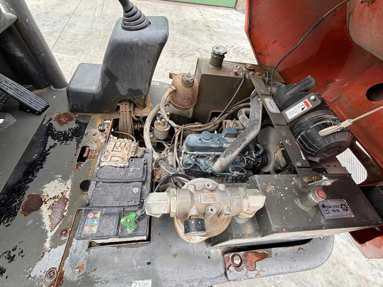 Xe ben đổ AUSA D 100 AHA: hình 11