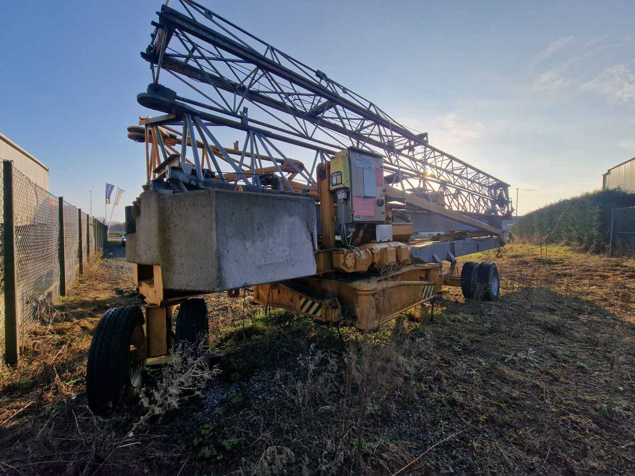 Arcomet FSR 261 - Cần cẩu tháp: hình 3 Arcomet FSR 261 - Cần cẩu tháp: hình 3