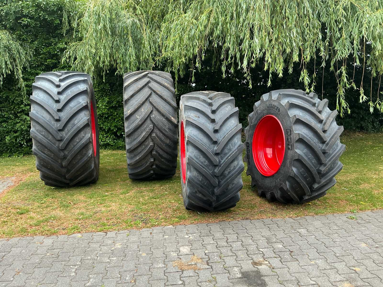 BKT Agri max V-FLECTO - Lốp và vành cho Máy cày: hình 2 BKT Agri max V-FLECTO - Lốp và vành cho Máy cày: hình 2