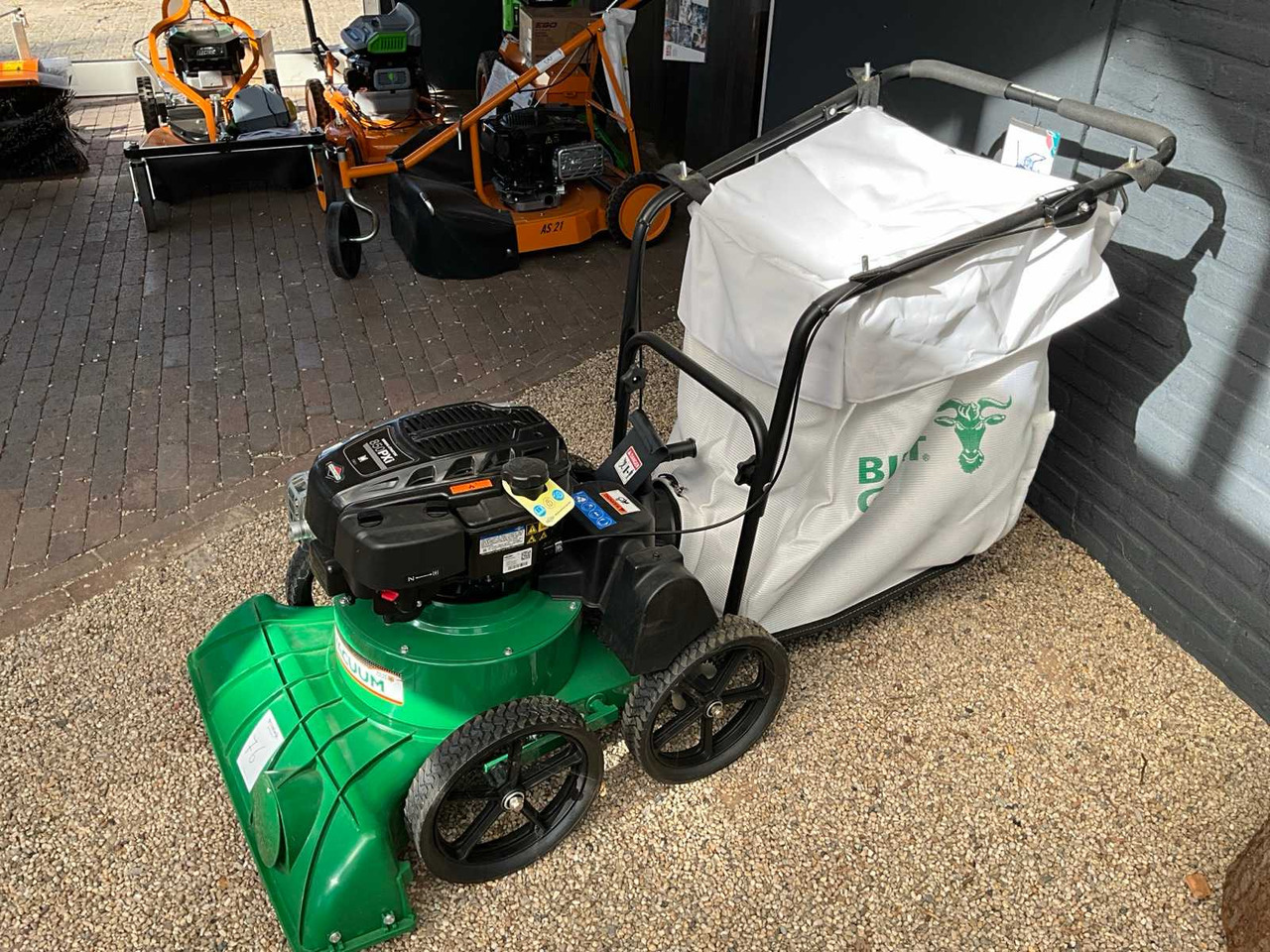 Billy Goat KV601 SPEU - Trang thiết bị vườn: hình 4 Billy Goat KV601 SPEU - Trang thiết bị vườn: hình 4