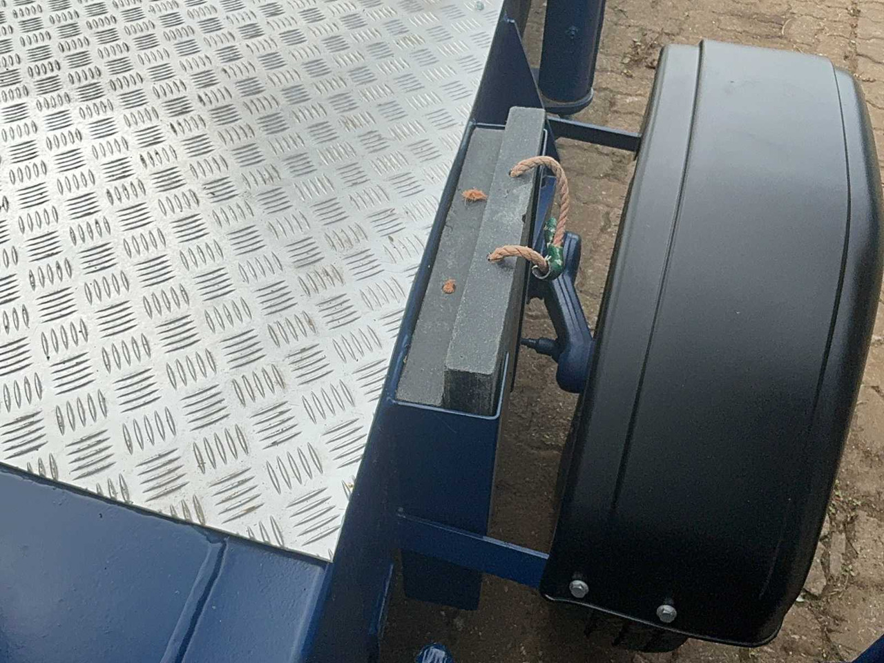 Cẩu bánh lốp Bocker AHM 27 - 1000: hình 45