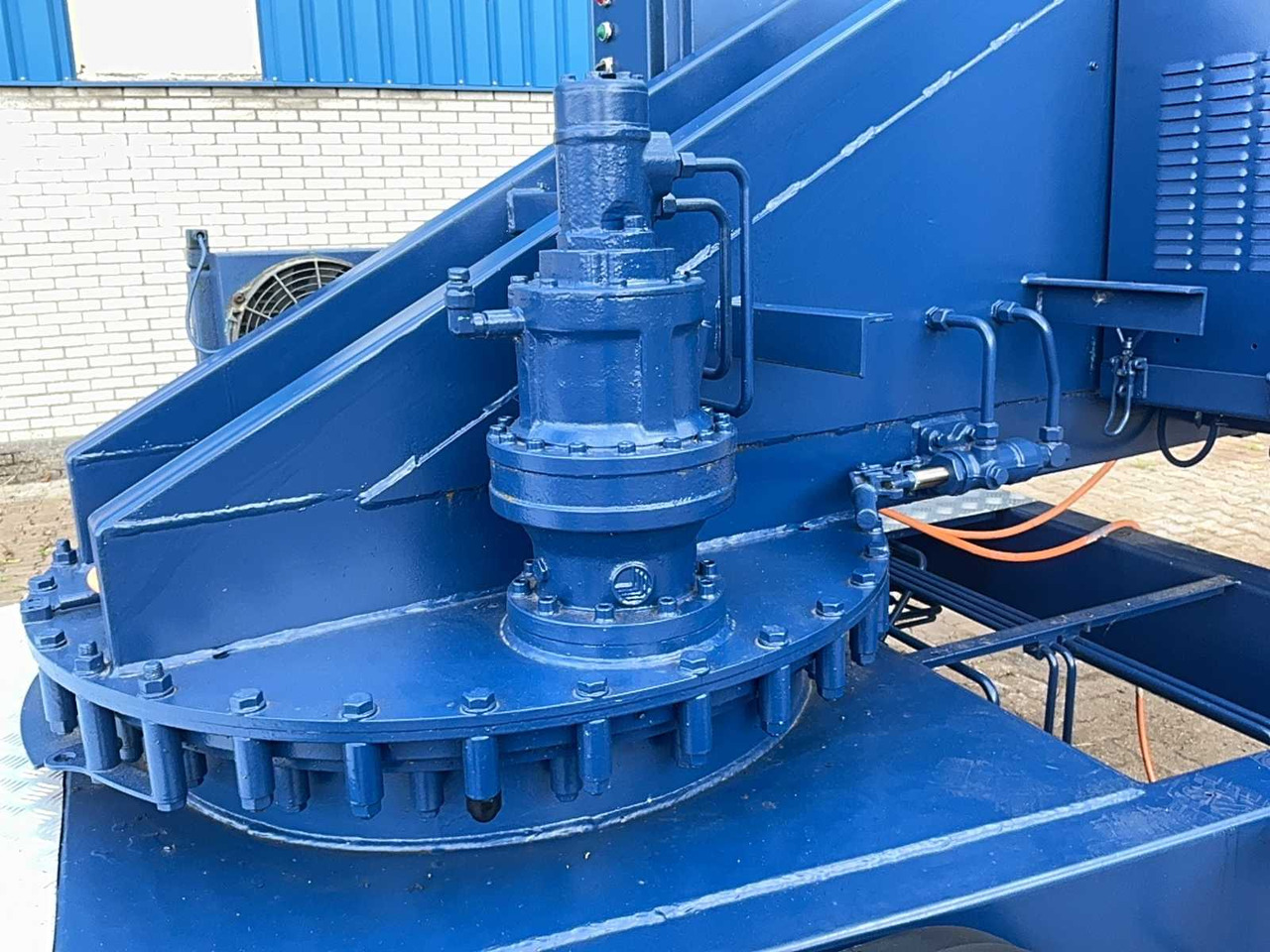 Cẩu bánh lốp Bocker AHM 27 - 1000: hình 14
