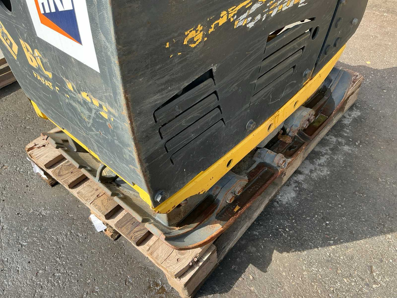Bomag BPR 70/70 D - Đĩa rung: hình 4 Bomag BPR 70/70 D - Đĩa rung: hình 4