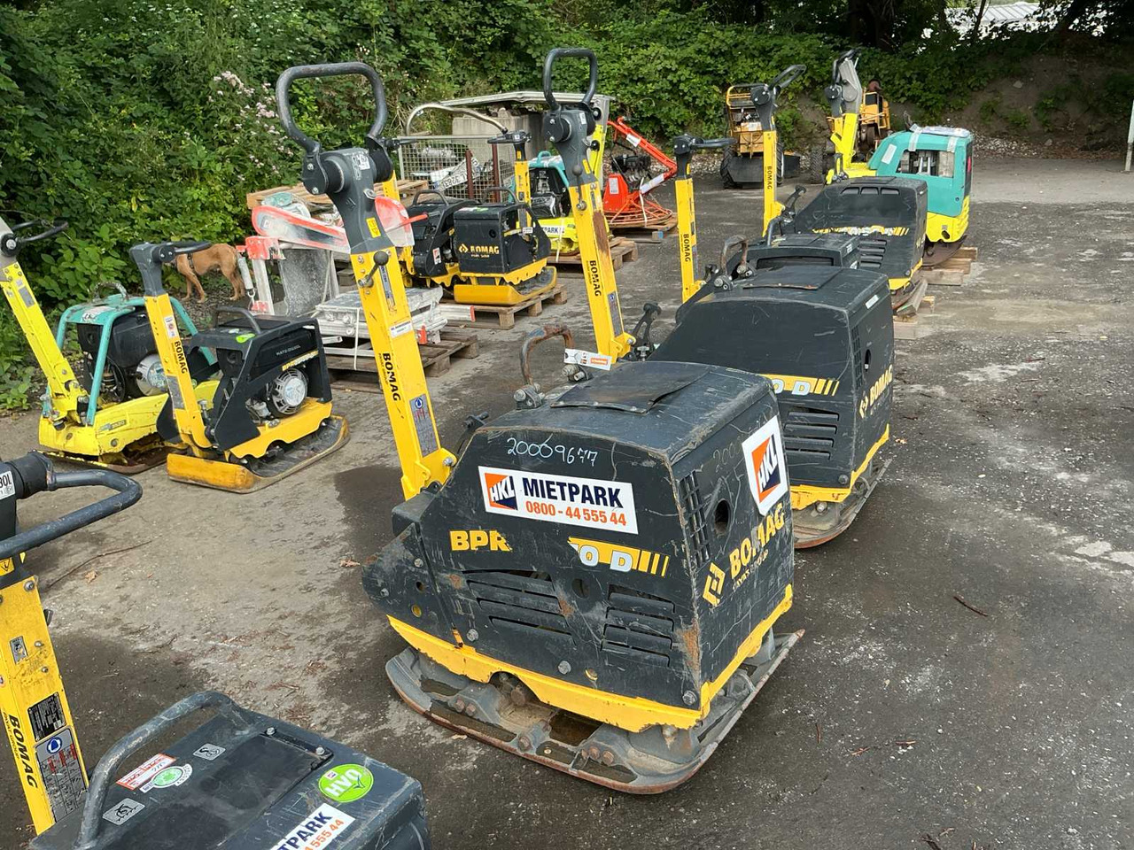 Bomag BPR 70/70 D - Đĩa rung: hình 1 Bomag BPR 70/70 D - Đĩa rung: hình 1