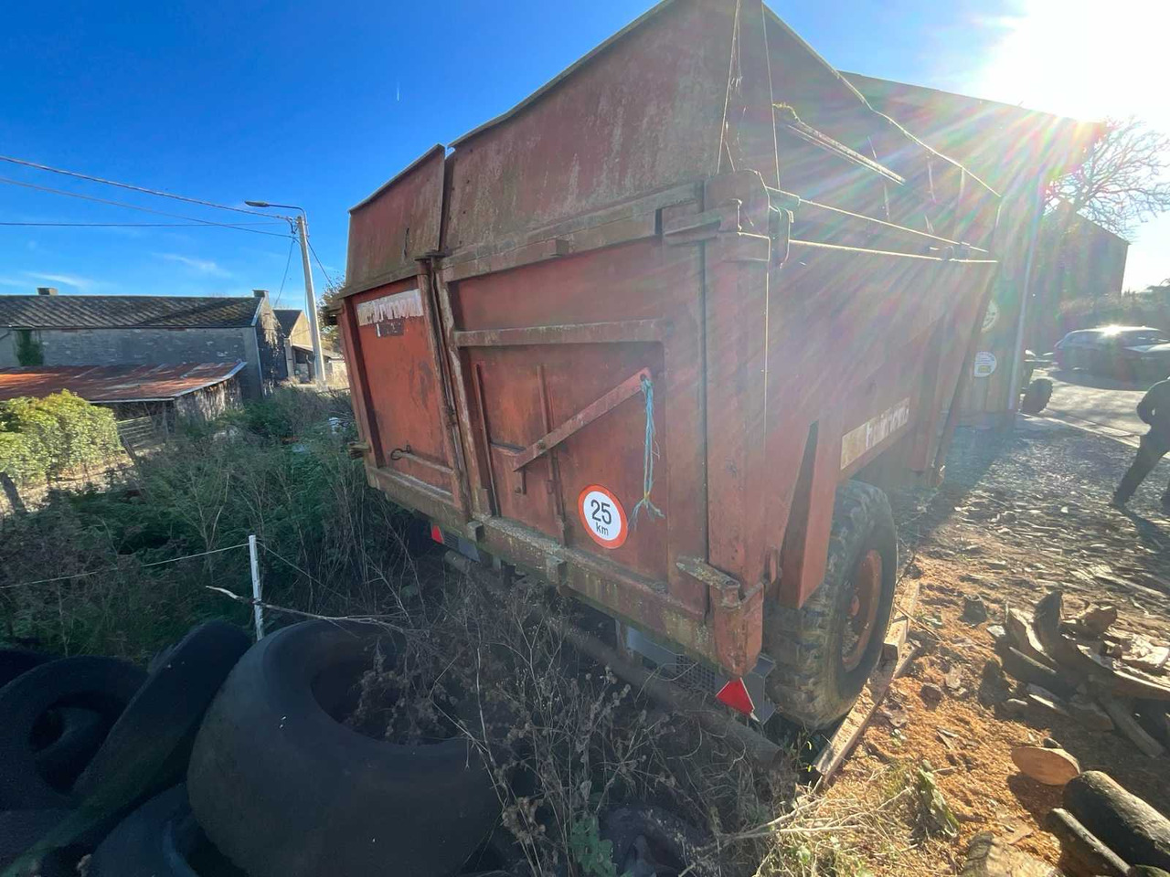 Brimont BB 8D - Toa kéo nhỏng/ Xe đổ: hình 3 Brimont BB 8D - Toa kéo nhỏng/ Xe đổ: hình 3