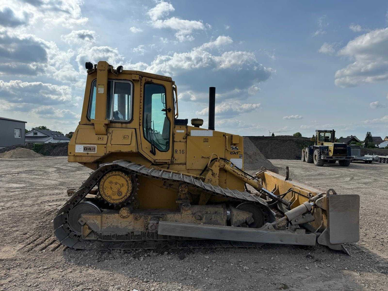 CATERPILLAR D4H BULLDOZER, YEAR 1986 - Máy ủi: hình 3 CATERPILLAR D4H BULLDOZER, YEAR 1986 - Máy ủi: hình 3