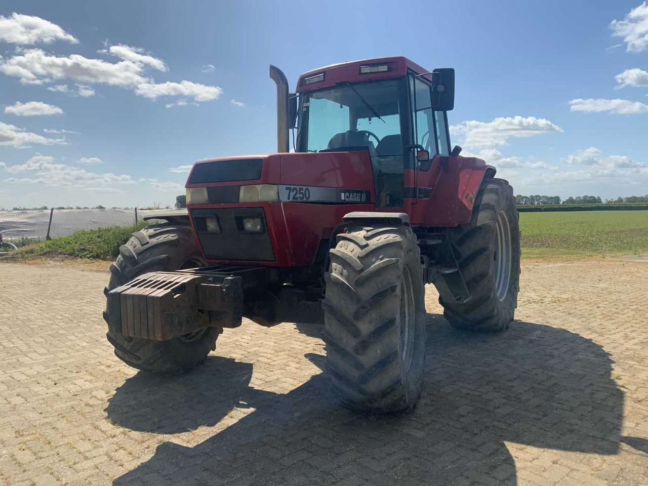 Case IH 7250 Magnum - Máy cày: hình 1 Case IH 7250 Magnum - Máy cày: hình 1