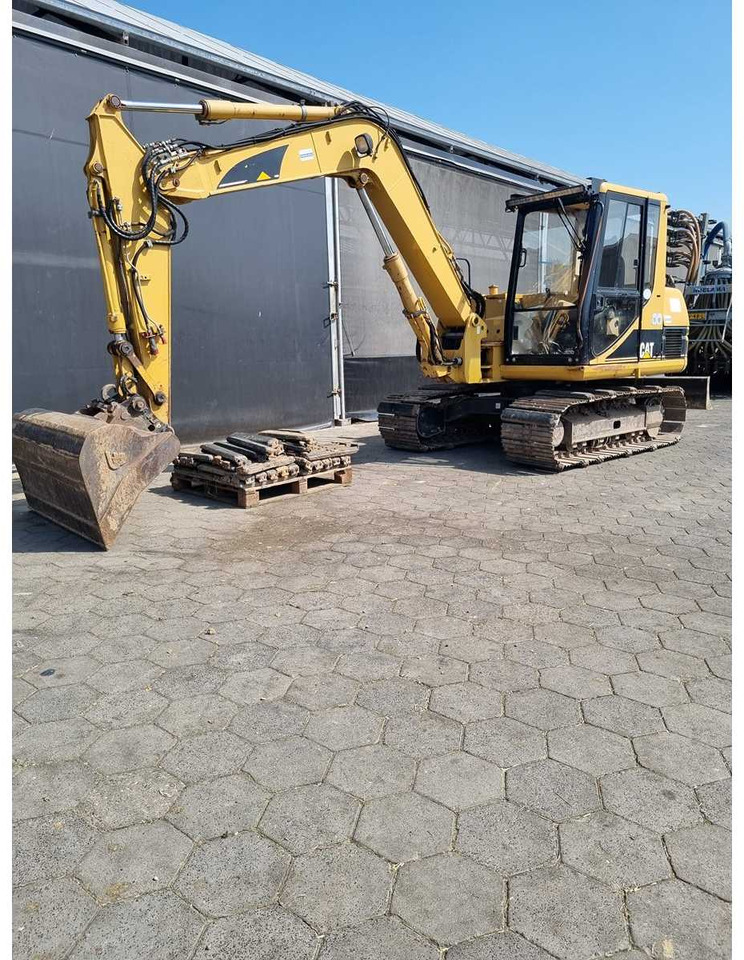 Cat 307B - Máy xúc bánh xích: hình 2 Cat 307B - Máy xúc bánh xích: hình 2