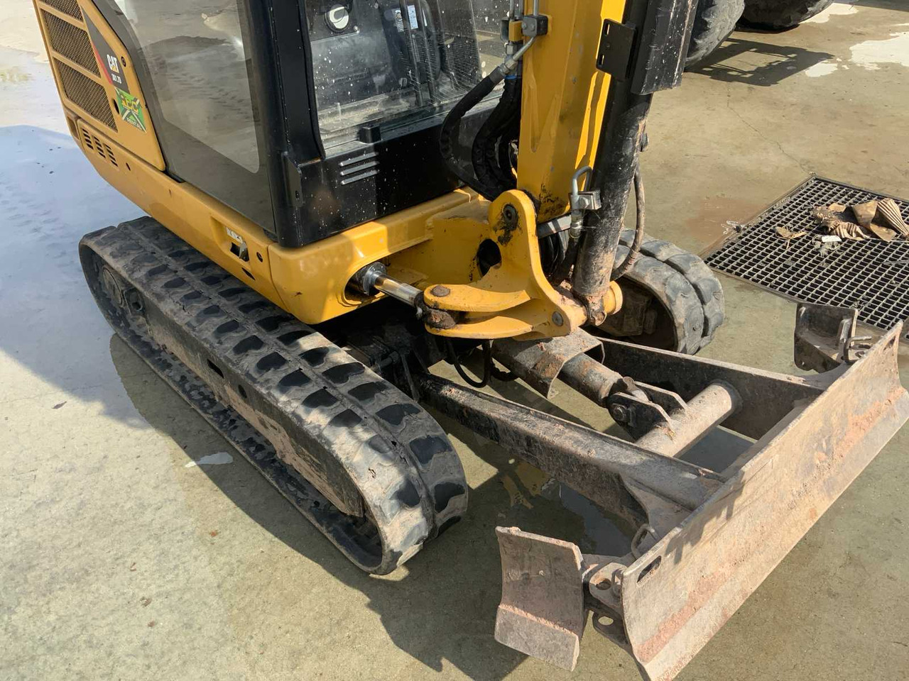 Máy xúc mini Caterpillar 301.7D: hình 23