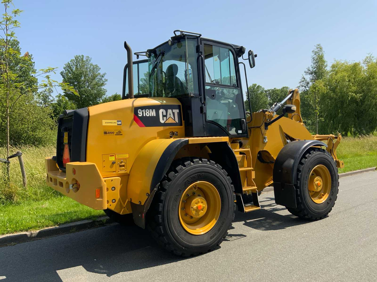 Caterpillar 918M - Máy xúc lật bánh lốp: hình 5 Caterpillar 918M - Máy xúc lật bánh lốp: hình 5