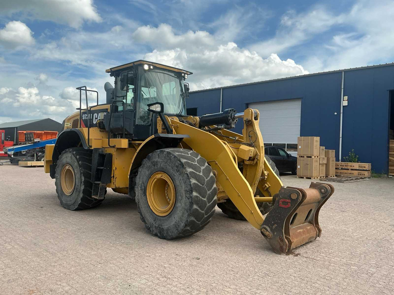 Caterpillar 972M XE - Máy xúc lật bánh lốp: hình 2 Caterpillar 972M XE - Máy xúc lật bánh lốp: hình 2