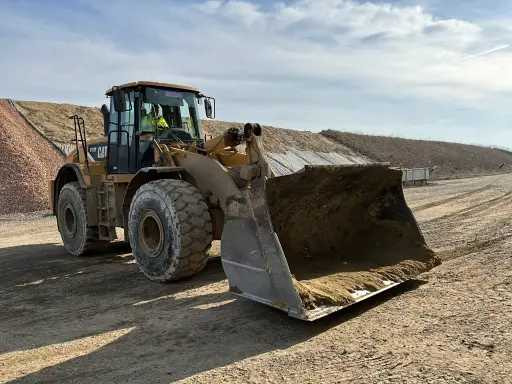 Caterpillar CAT 972H - Máy xúc lật đa năng: hình 3 Caterpillar CAT 972H - Máy xúc lật đa năng: hình 3