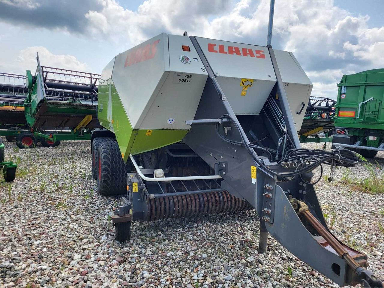 Claas Quadrant 2200 756D - Máy đóng kiện vuông: hình 2 Claas Quadrant 2200 756D - Máy đóng kiện vuông: hình 2