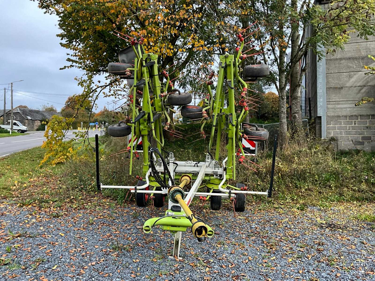 Claas Volto 900T - Trang thiết bị dàn trải: hình 2 Claas Volto 900T - Trang thiết bị dàn trải: hình 2