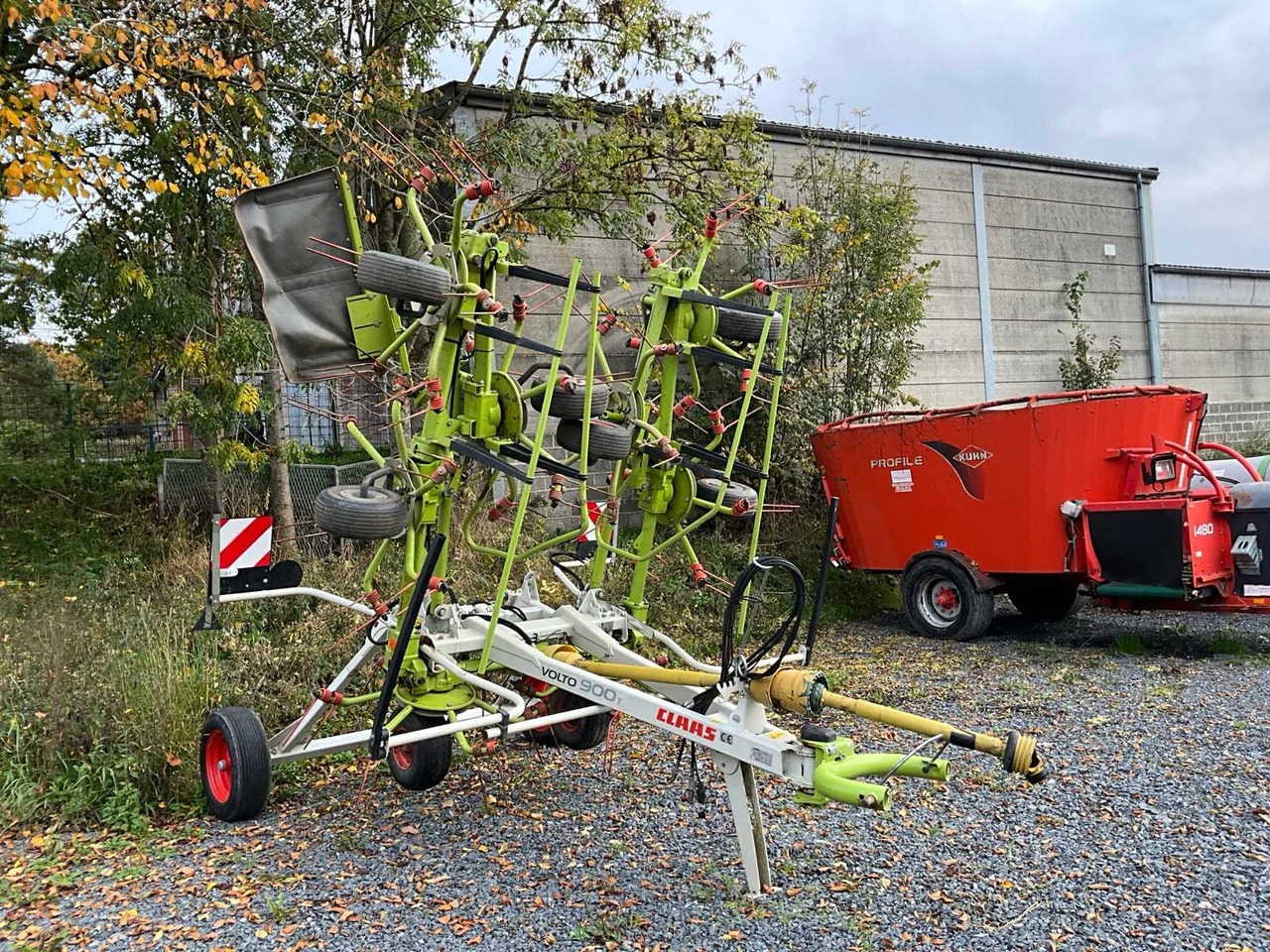 Claas Volto 900T - Trang thiết bị dàn trải: hình 3 Claas Volto 900T - Trang thiết bị dàn trải: hình 3