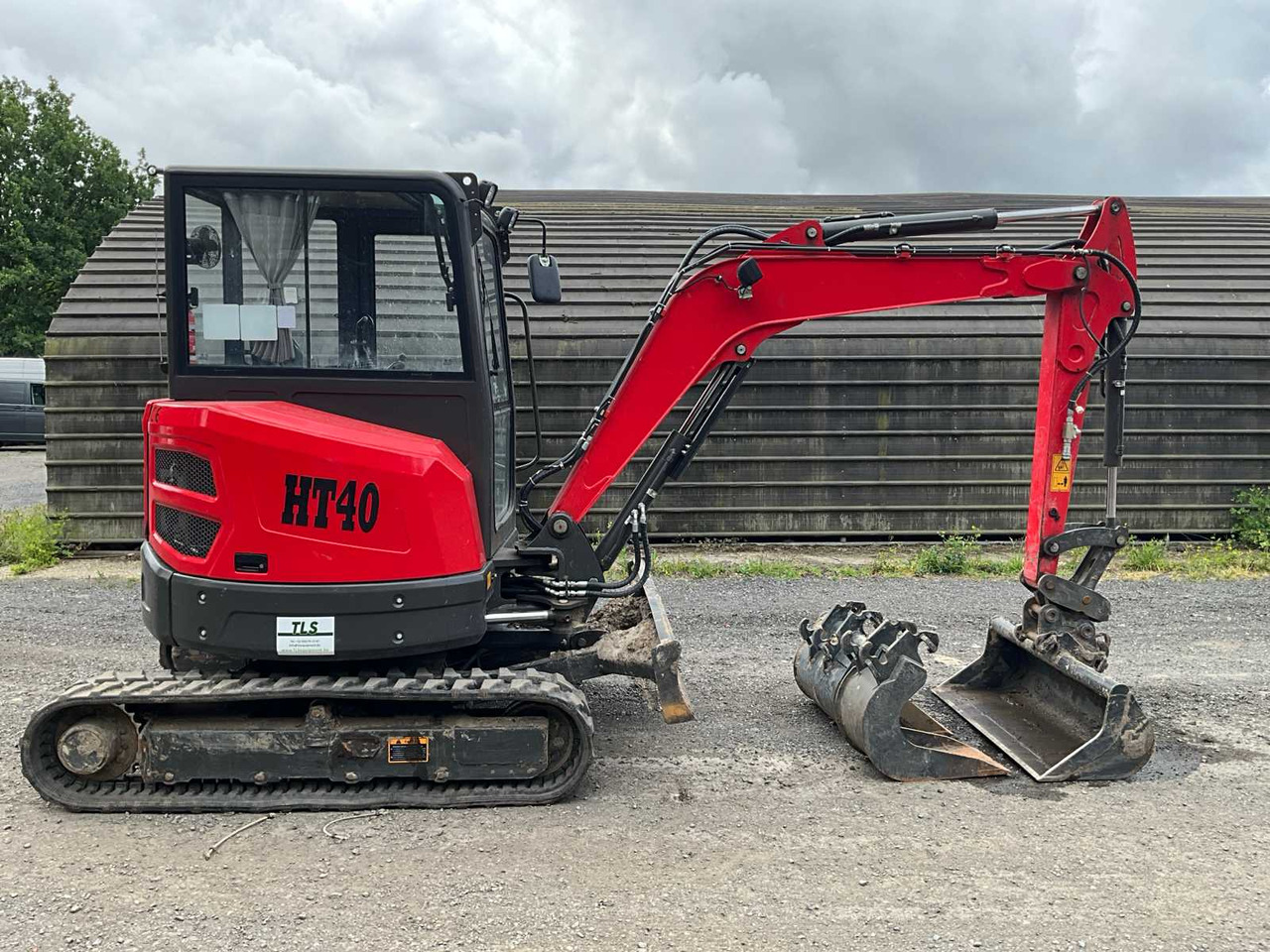 Crawler HT40 - Máy xúc bánh xích: hình 4 Crawler HT40 - Máy xúc bánh xích: hình 4