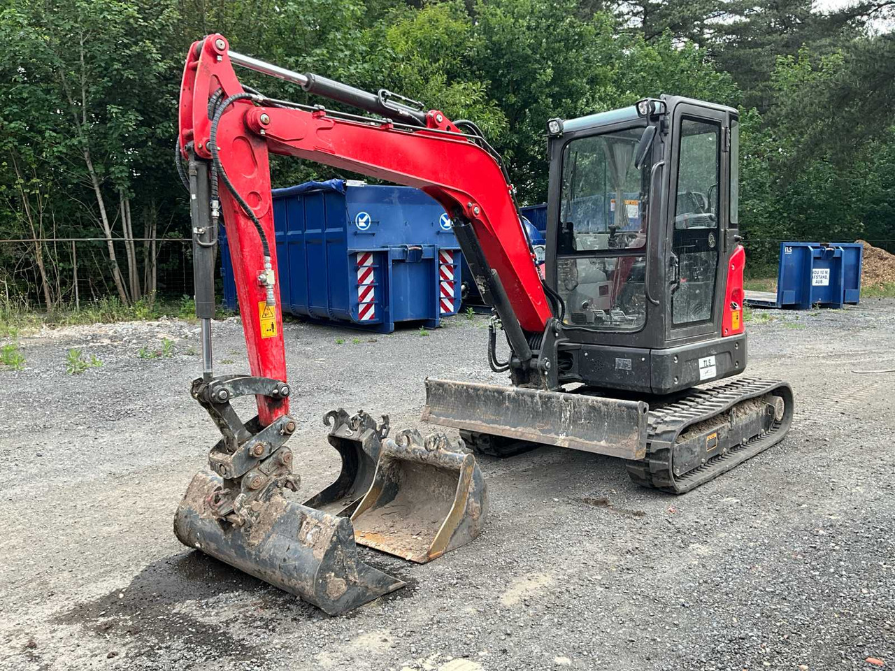 Crawler HT40 - Máy xúc bánh xích: hình 1 Crawler HT40 - Máy xúc bánh xích: hình 1