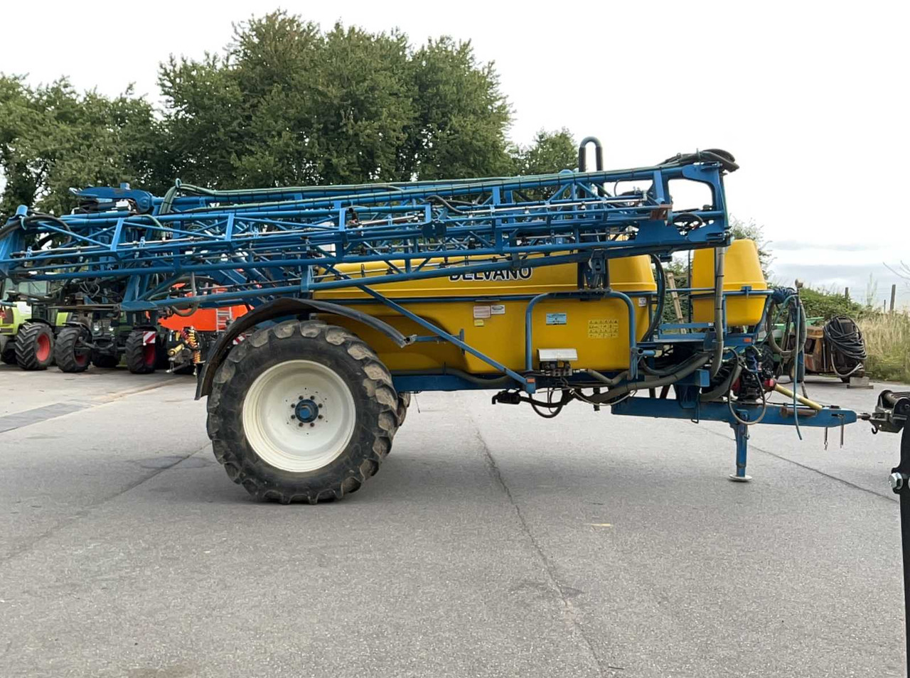 Delvano GT440EAKS - Máy xịt: hình 3 Delvano GT440EAKS - Máy xịt: hình 3