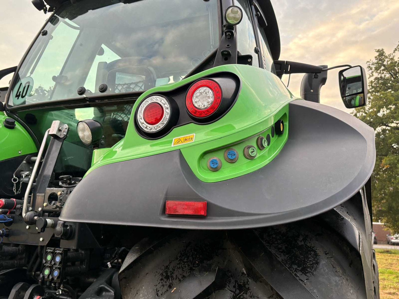 Máy cày Deutz-Fahr 8280 TTV: hình 14 Máy cày Deutz-Fahr 8280 TTV: hình 14