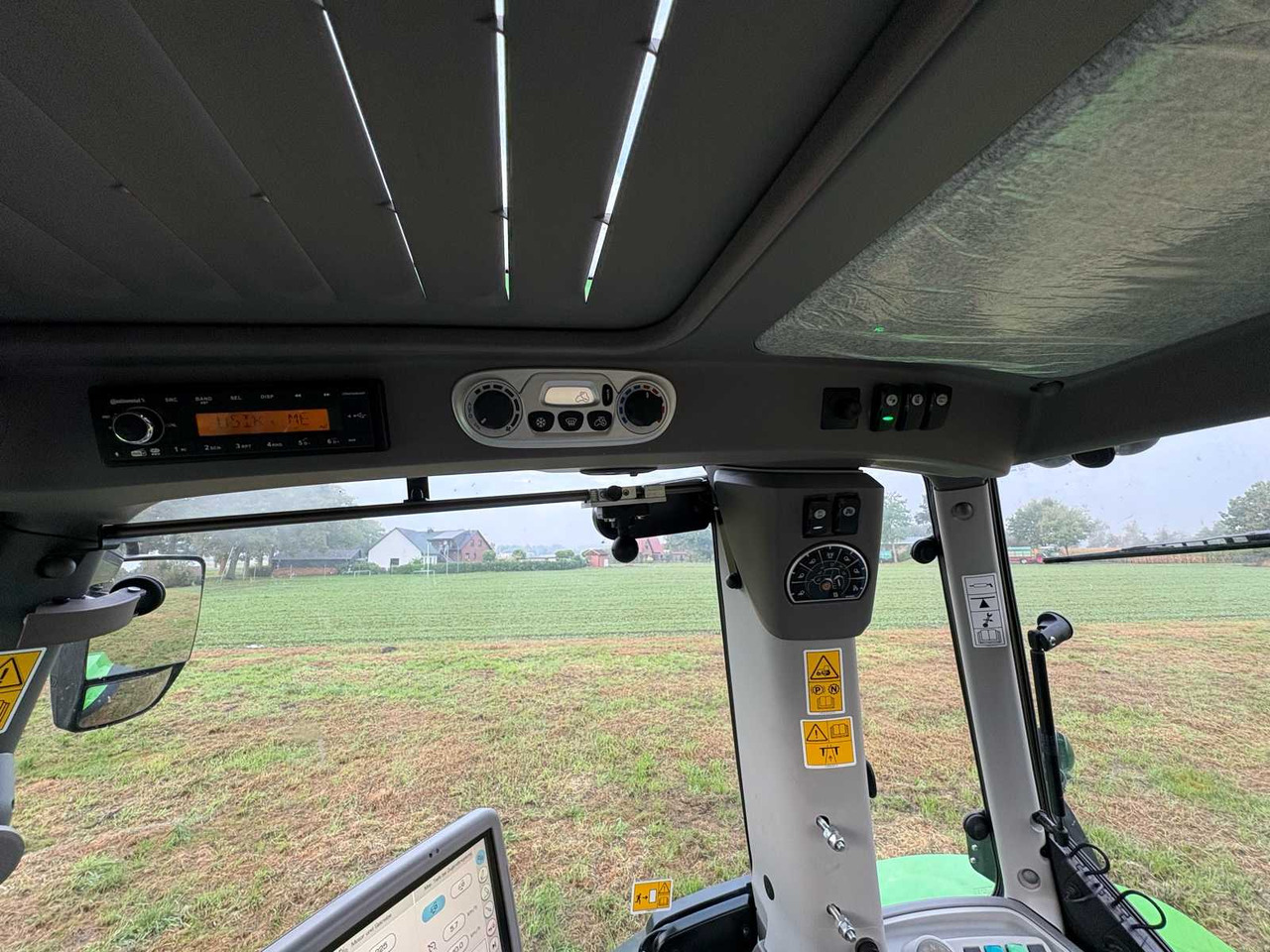 Máy cày Deutz-Fahr 8280 TTV: hình 20 Máy cày Deutz-Fahr 8280 TTV: hình 20