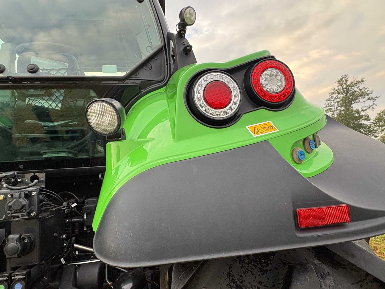 Máy cày Deutz-Fahr 8280 TTV: hình 13 Máy cày Deutz-Fahr 8280 TTV: hình 13