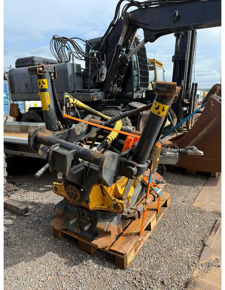 Engcon 233SP-QS80CR - Đính kèm cho Máy móc xây dựng: hình 5 Engcon 233SP-QS80CR - Đính kèm cho Máy móc xây dựng: hình 5