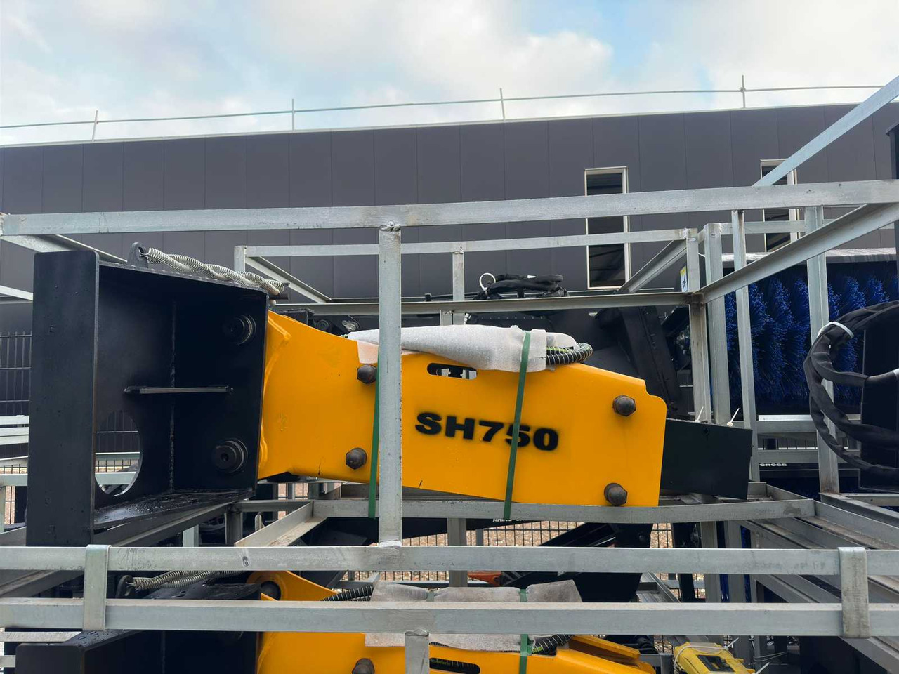 Rhino-cross hydraulic breaker sloop hamer - Đính kèm cho Máy móc xây dựng: hình 2 Rhino-cross hydraulic breaker sloop hamer - Đính kèm cho Máy móc xây dựng: hình 2