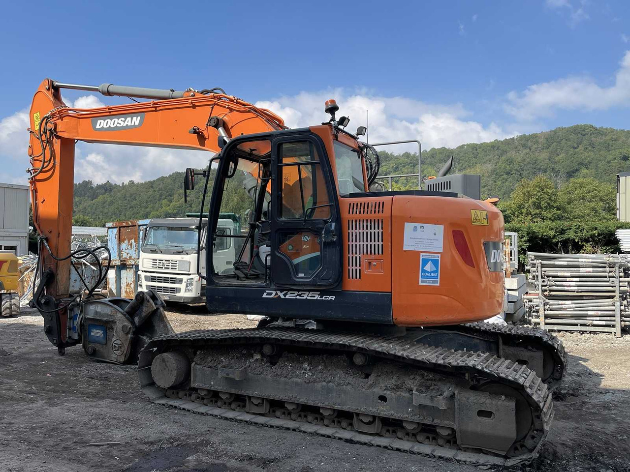 Doosan DX235LCR - Máy xúc bánh xích: hình 4 Doosan DX235LCR - Máy xúc bánh xích: hình 4