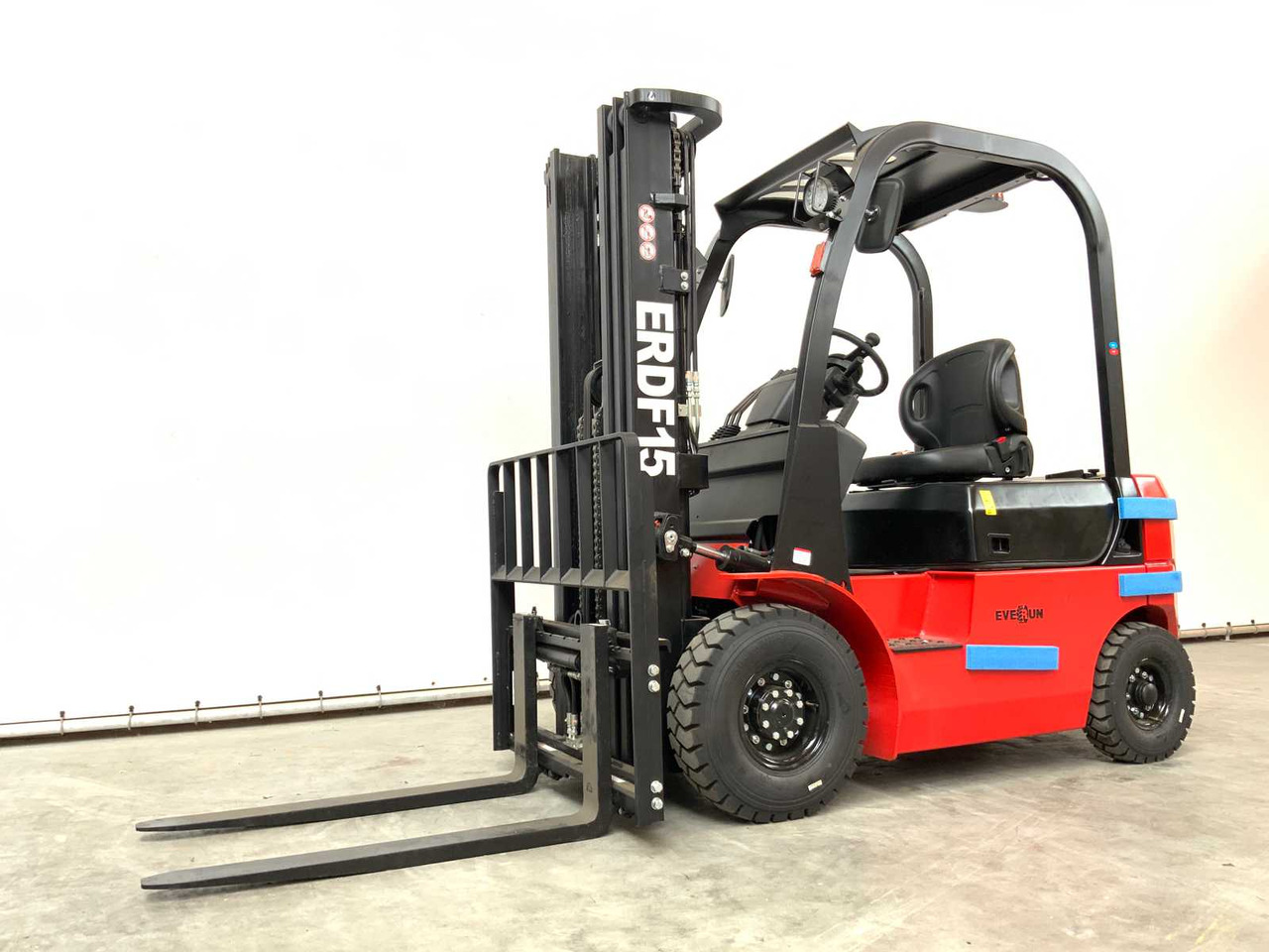 EVERUN - 2024 - ERDF15 - FORKLIFT 1.5T DIESEL - Xe nâng: hình 2 EVERUN - 2024 - ERDF15 - FORKLIFT 1.5T DIESEL - Xe nâng: hình 2