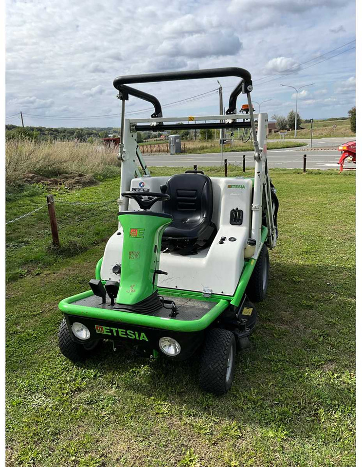 Etesia H124D - Máy cắt cỏ vườn: hình 2 Etesia H124D - Máy cắt cỏ vườn: hình 2