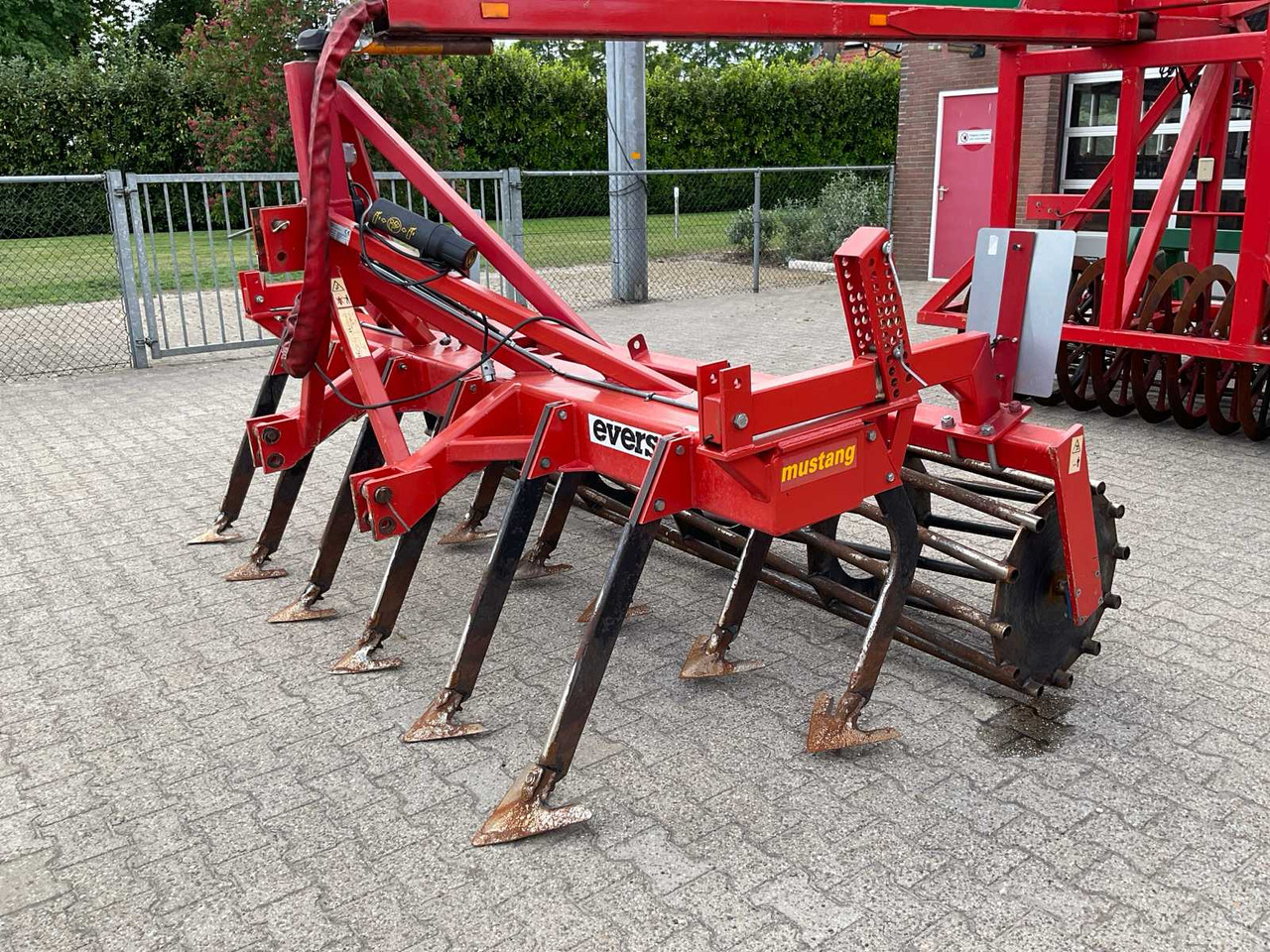 Evers Mustang LD-13 R62 - Máy trồng trọt: hình 1 Evers Mustang LD-13 R62 - Máy trồng trọt: hình 1