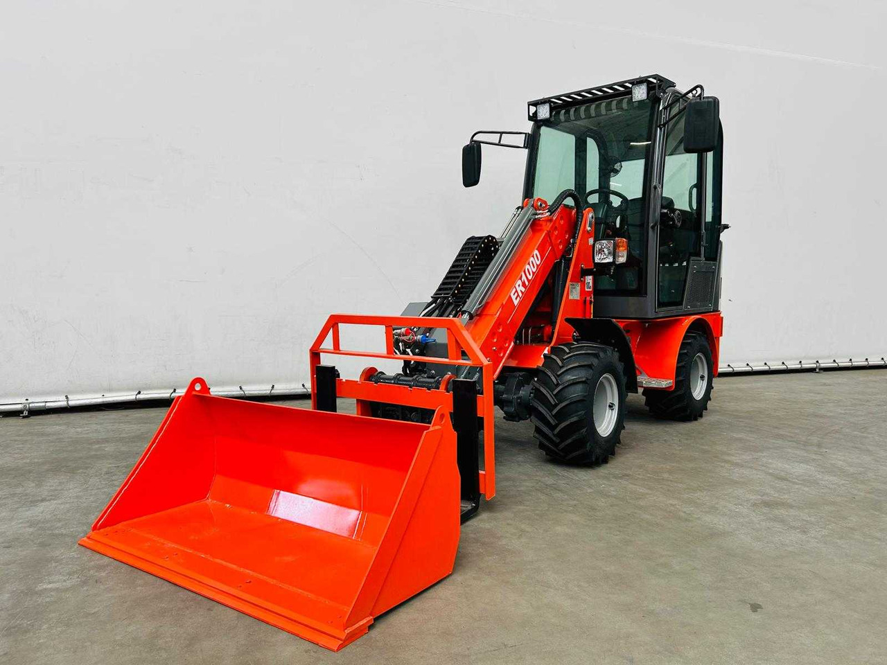 Everun ER1000 - Máy xúc lật bánh lốp: hình 2 Everun ER1000 - Máy xúc lật bánh lốp: hình 2