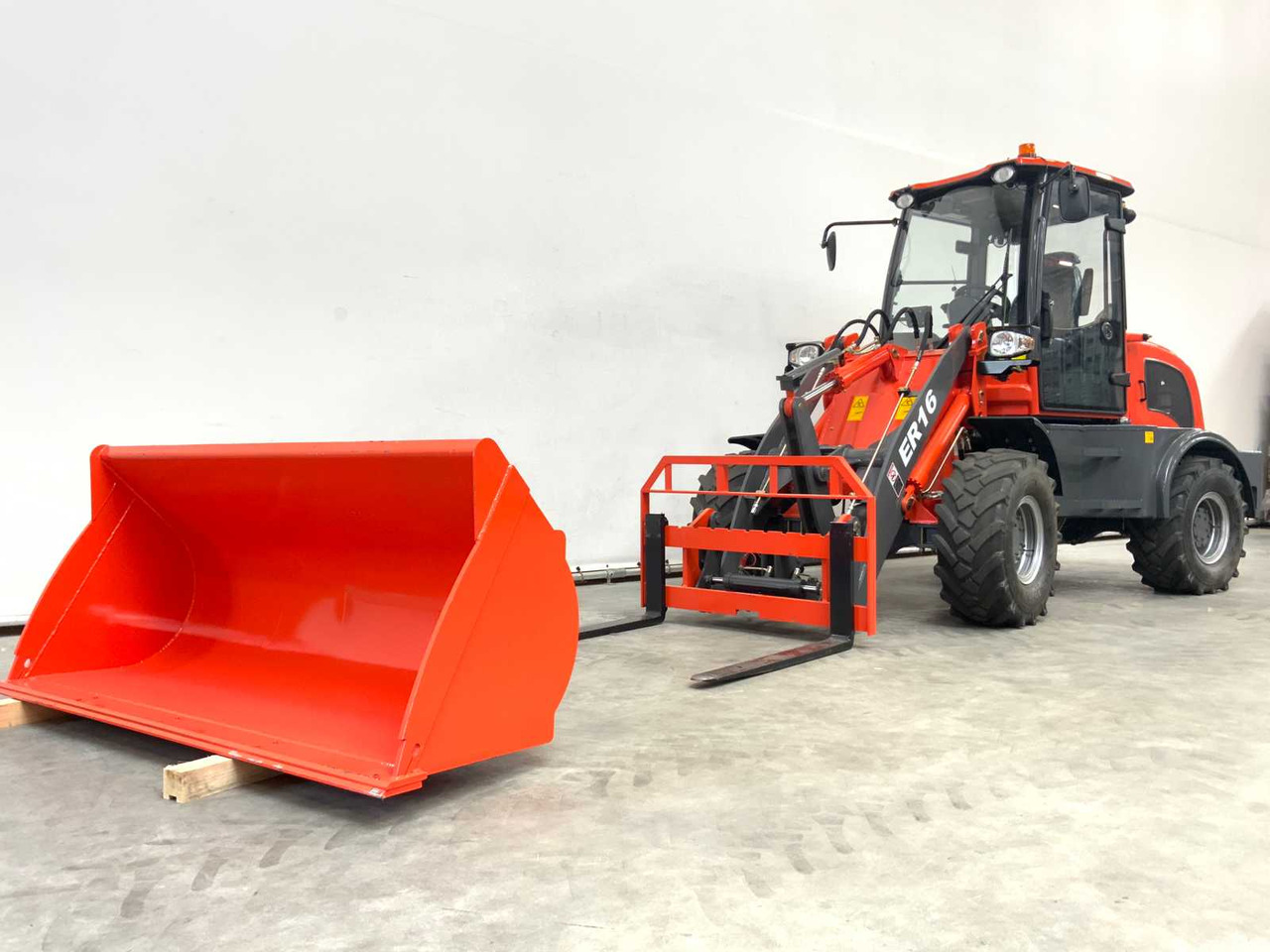 Everun ER16 - Máy xúc lật bánh lốp: hình 1 Everun ER16 - Máy xúc lật bánh lốp: hình 1