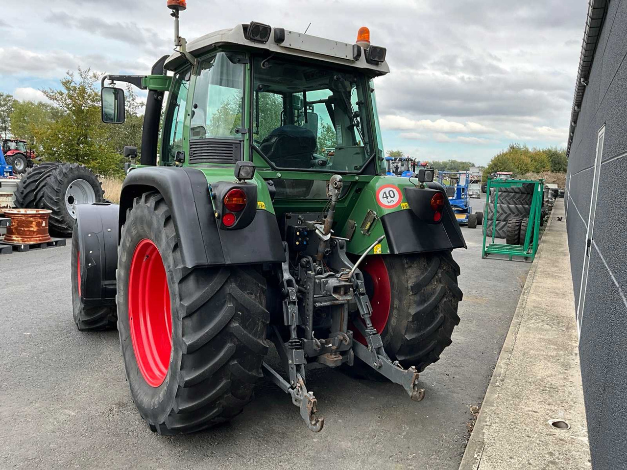 Fendt Farmer 412 vario - Máy cày: hình 5 Fendt Farmer 412 vario - Máy cày: hình 5