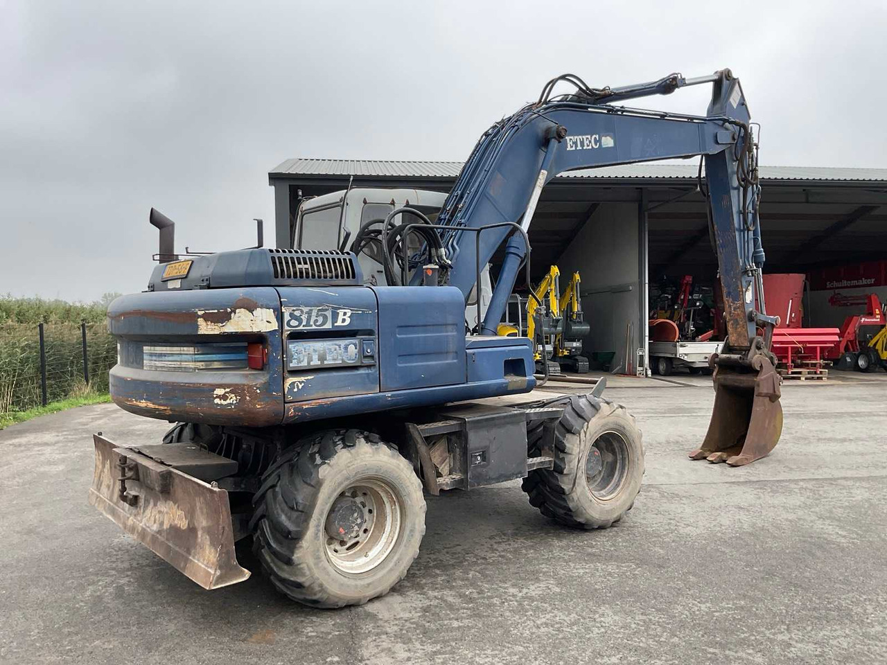 Fiat Hitachi Etec 815B - Máy xúc bánh lốp: hình 5 Fiat Hitachi Etec 815B - Máy xúc bánh lốp: hình 5
