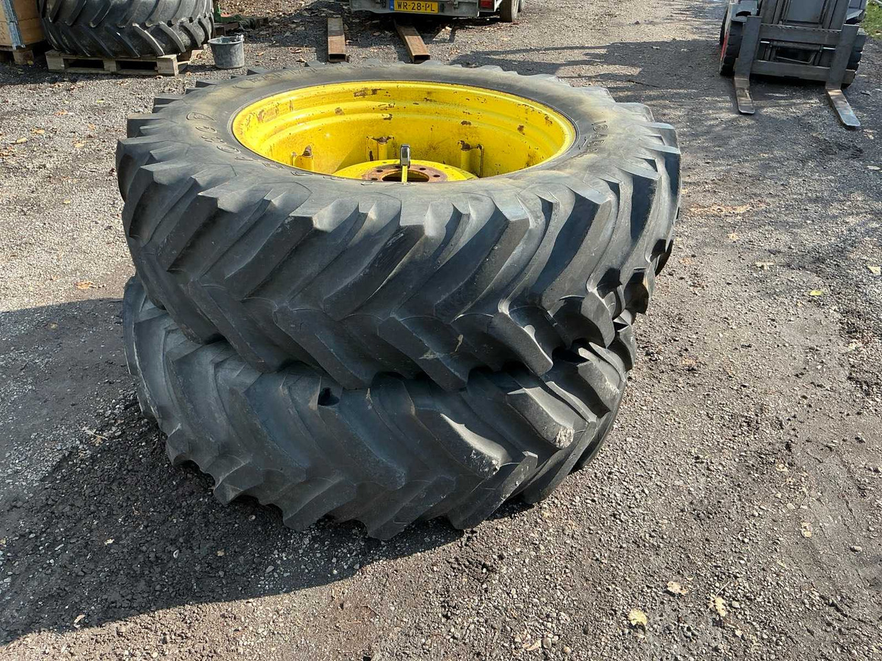 Firestone Radial 7000 - Lốp và vành cho Máy cày: hình 3 Firestone Radial 7000 - Lốp và vành cho Máy cày: hình 3