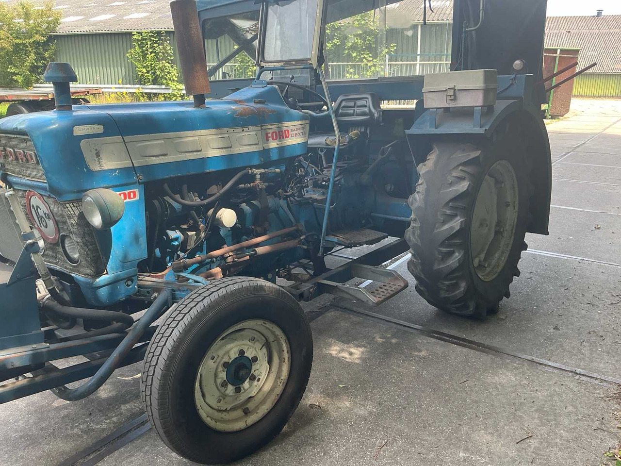 Ford 3000 - Trang thiết bị dàn trải: hình 4 Ford 3000 - Trang thiết bị dàn trải: hình 4