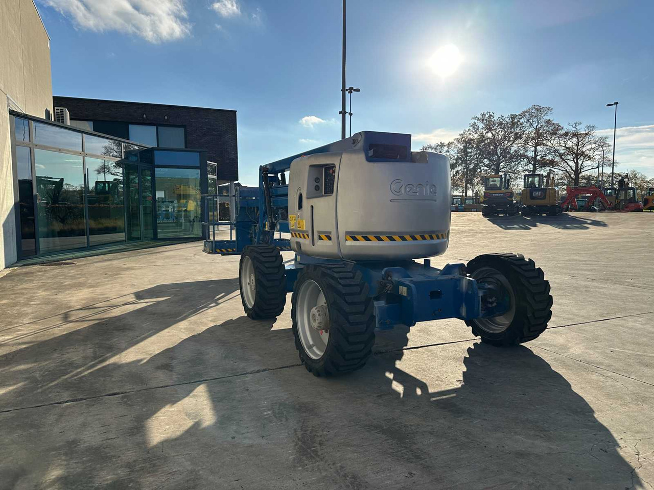 GENIE - 2005 - Z45/25 - AERIAL PLATFORM - Nền bục trên không: hình 3 GENIE - 2005 - Z45/25 - AERIAL PLATFORM - Nền bục trên không: hình 3
