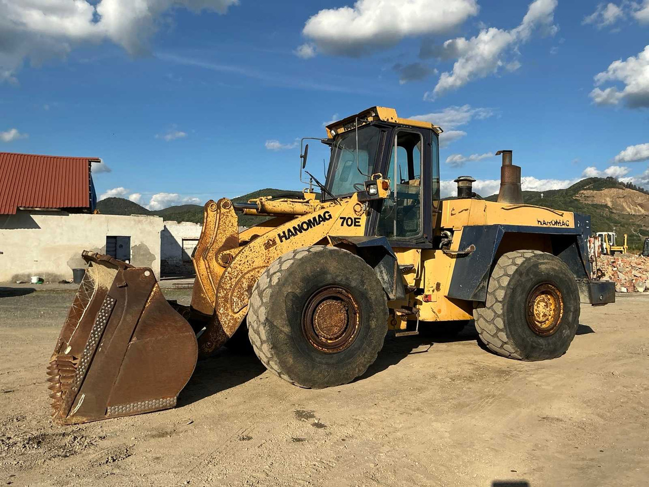 HANOMAG 70 E - Máy xúc lật bánh lốp: hình 2 HANOMAG 70 E - Máy xúc lật bánh lốp: hình 2