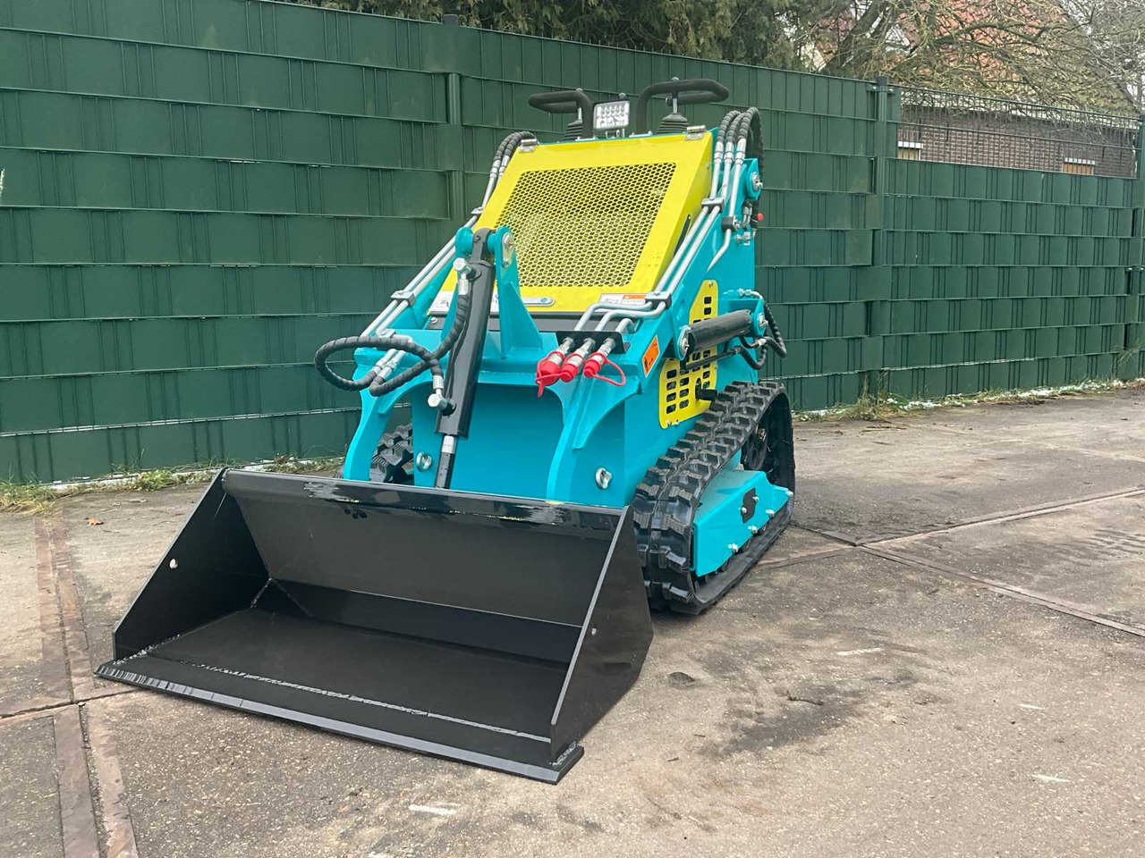 HH LY-350 - Máy xúc lật đa năng: hình 1 HH LY-350 - Máy xúc lật đa năng: hình 1