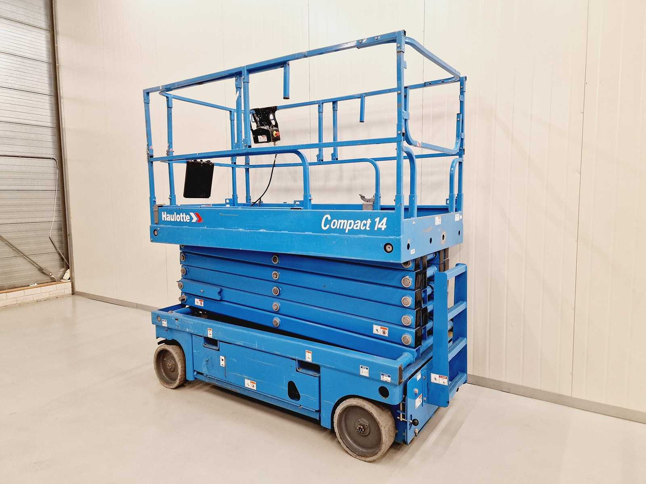 Nền bục trên không Haulotte Compact 14: hình 7