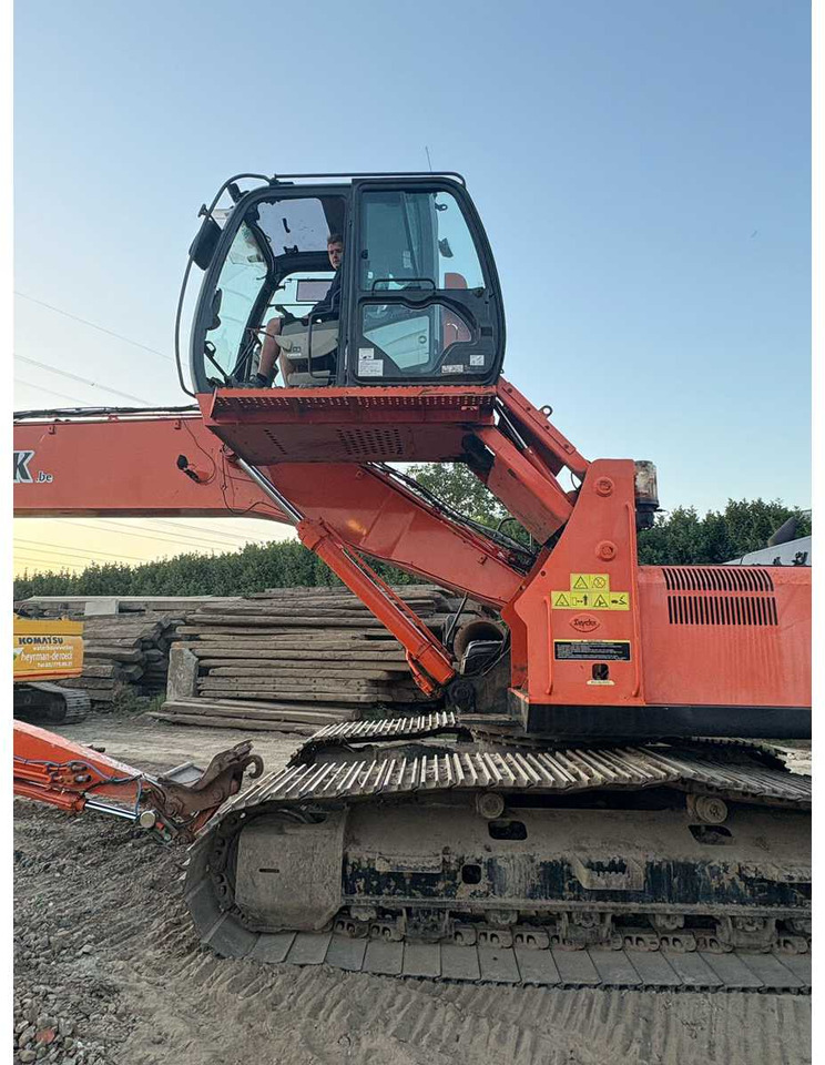 Hitachi Zaxis 350LC-5B - Máy xúc bánh xích: hình 2 Hitachi Zaxis 350LC-5B - Máy xúc bánh xích: hình 2