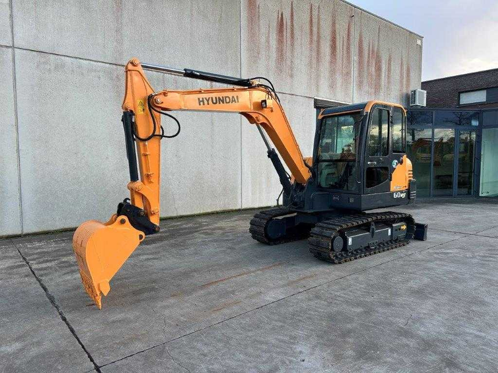 Hyundai R60VS - Máy xúc bánh xích: hình 1 Hyundai R60VS - Máy xúc bánh xích: hình 1