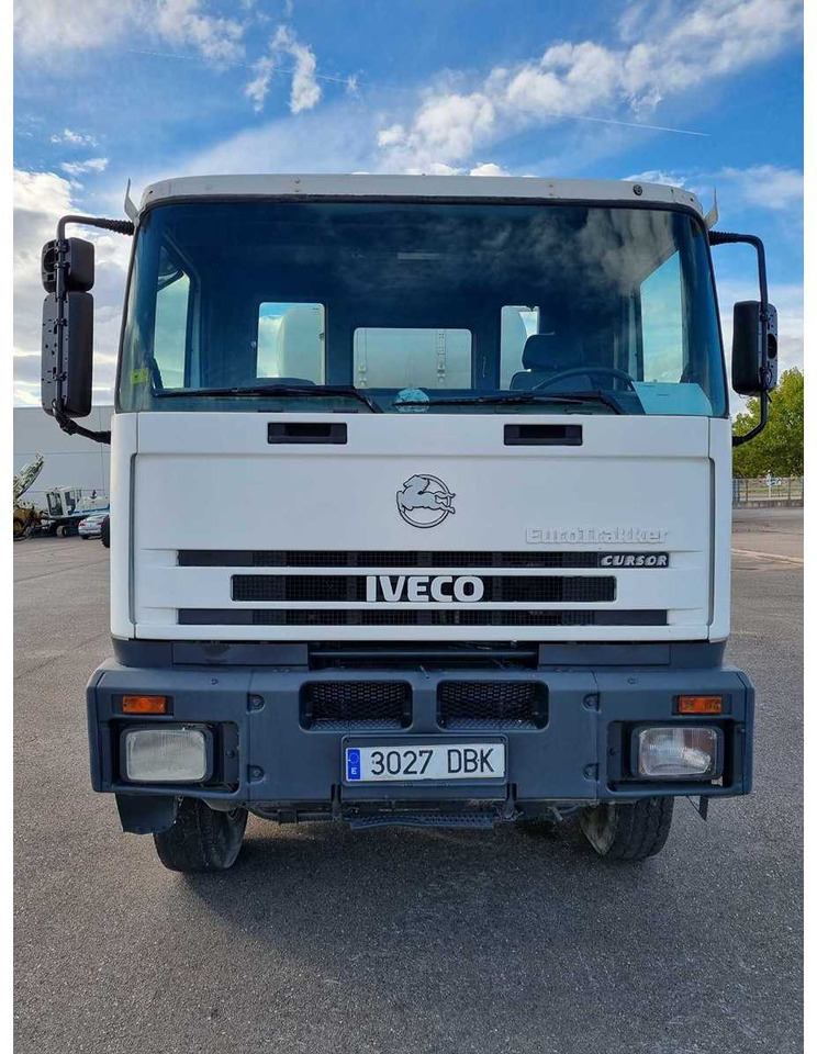 IVECO EUROTRAKKER 380 - Xe trộn bê tông: hình 5 IVECO EUROTRAKKER 380 - Xe trộn bê tông: hình 5