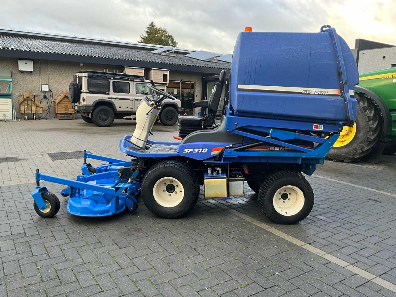Iseki SF310 - Mulcher lâm nghiệp: hình 4 Iseki SF310 - Mulcher lâm nghiệp: hình 4